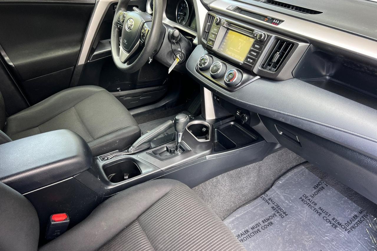 2017 Toyota RAV4 LE Roseville CA