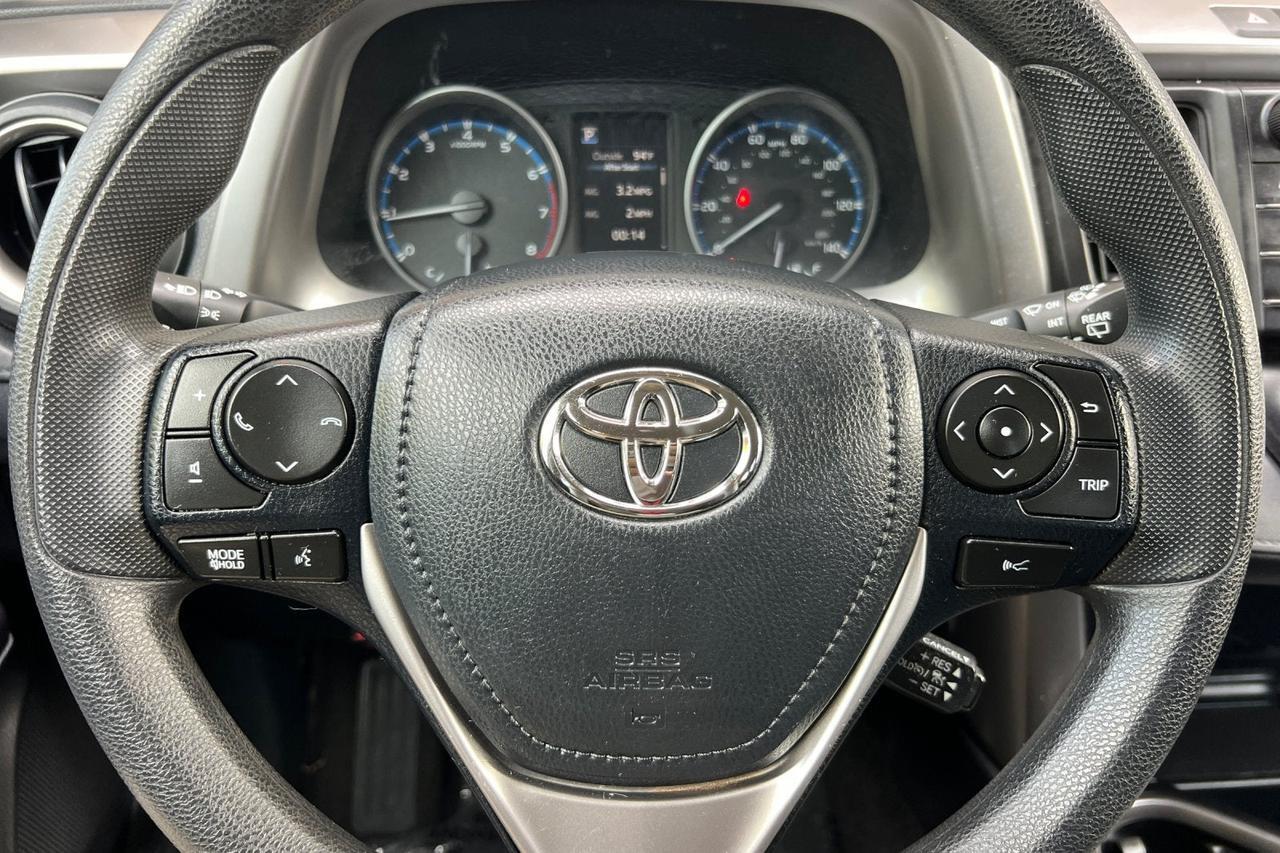 2017 Toyota RAV4 LE Roseville CA