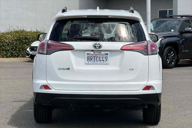 2017 Toyota RAV4 LE Roseville CA