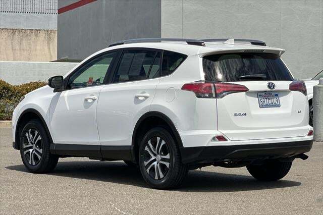 2017 Toyota RAV4 LE Roseville CA