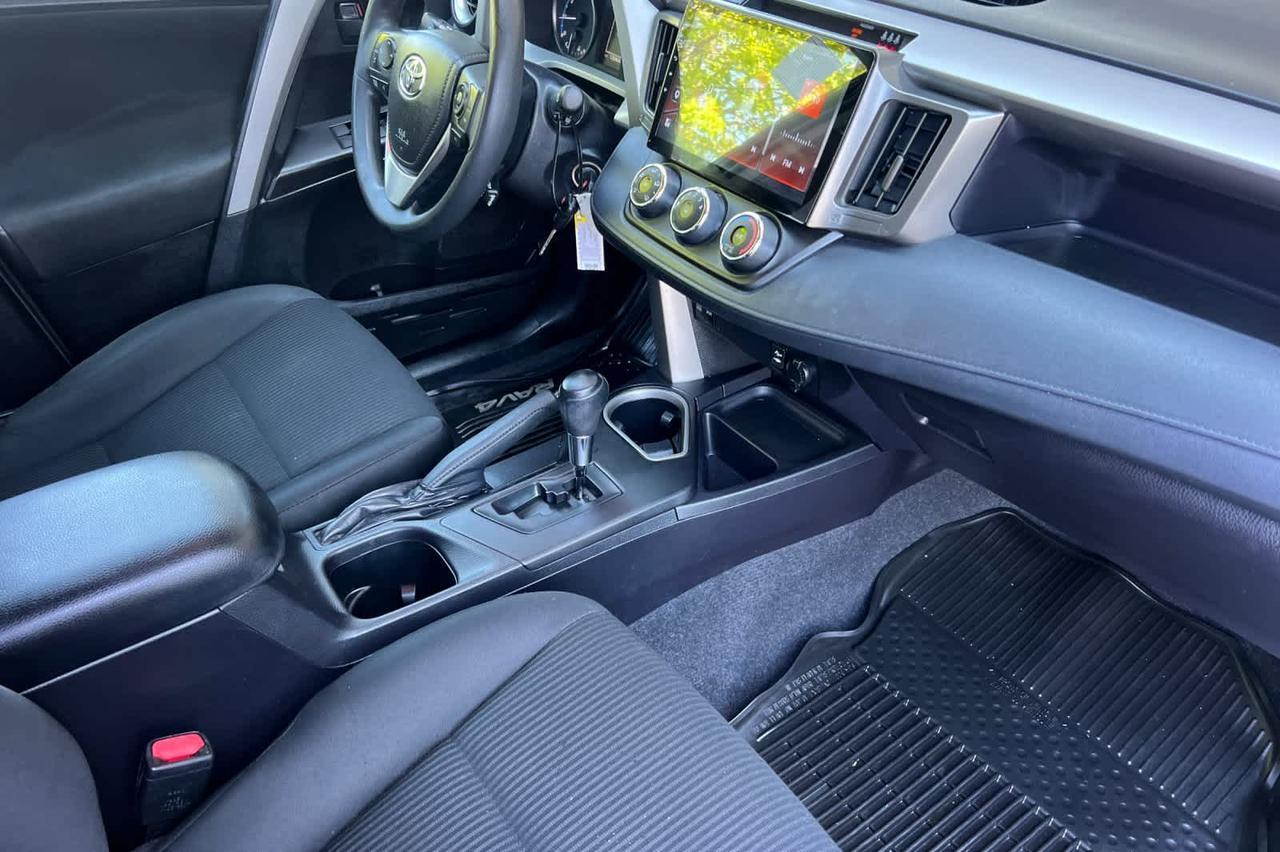 2017 Toyota RAV4 LE Roseville CA
