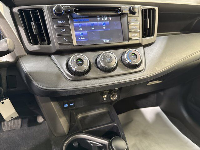2017 Toyota RAV4 LE San Antonio TX