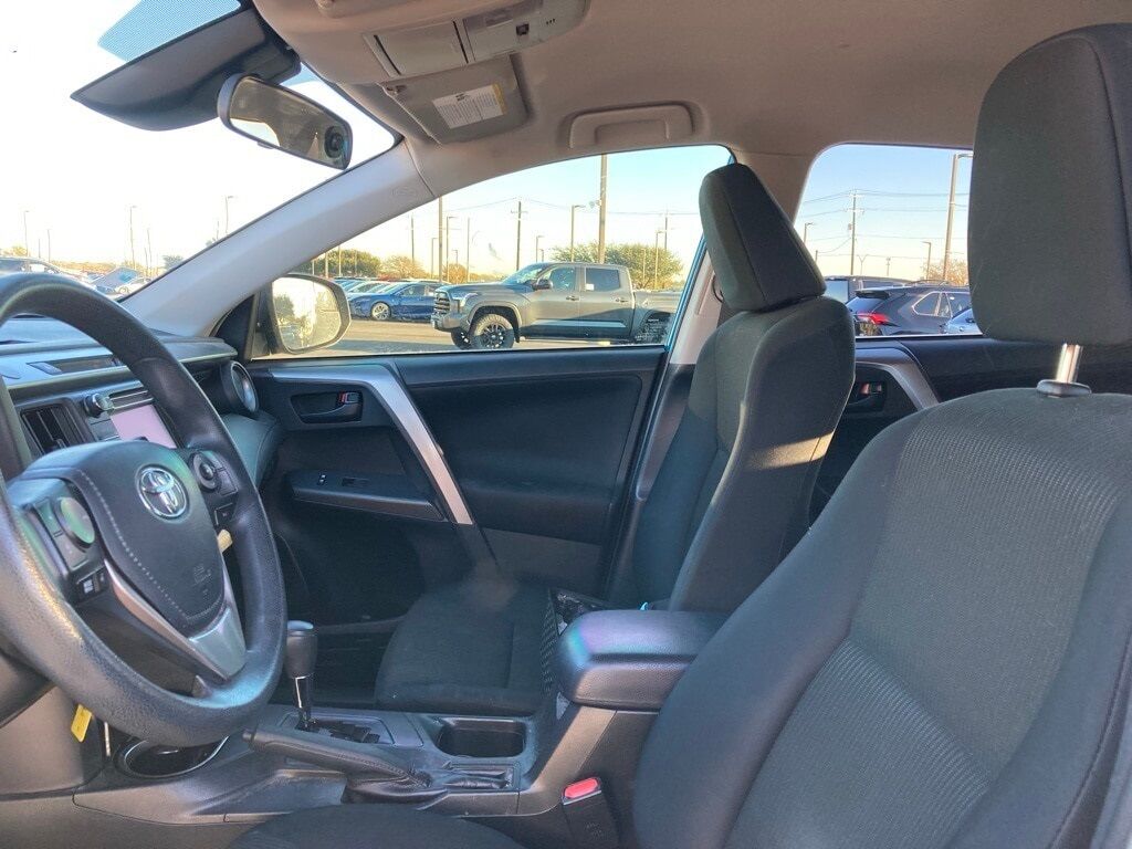 2017 Toyota RAV4 LE San Antonio TX