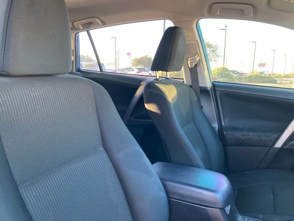 2017 Toyota RAV4 LE San Antonio TX