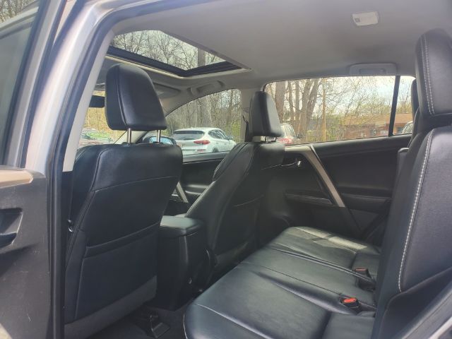 2017 Toyota RAV4 Limited | Platinum Elgin IL