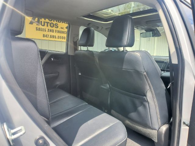 2017 Toyota RAV4 Limited | Platinum Elgin IL