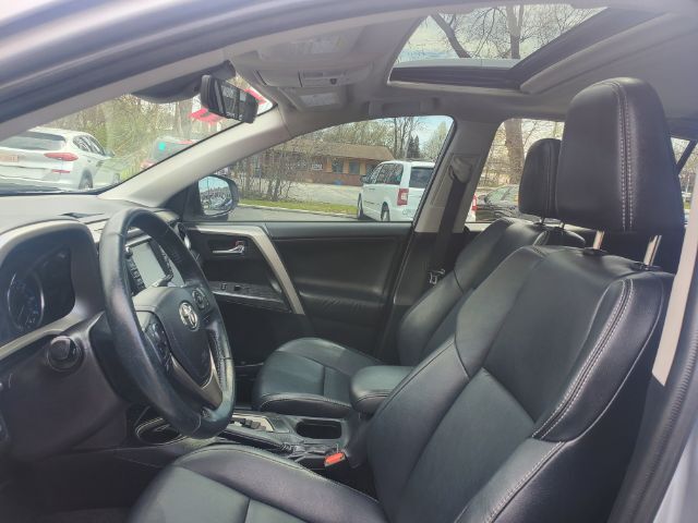2017 Toyota RAV4 Limited | Platinum Elgin IL