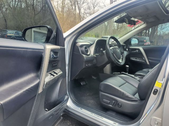2017 Toyota RAV4 Limited | Platinum Elgin IL