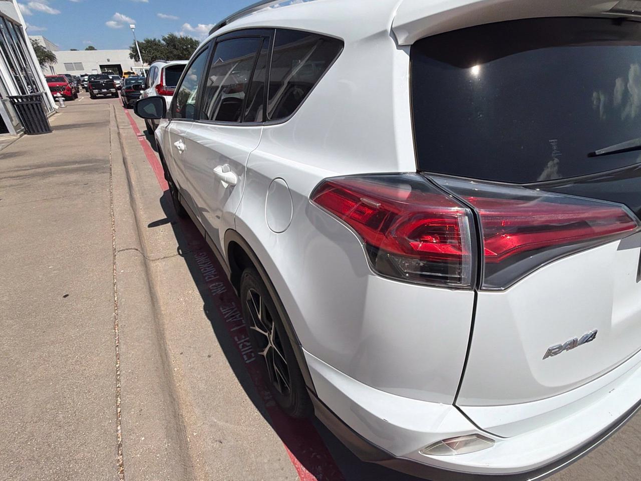 2017 Toyota RAV4 SE Hurst TX