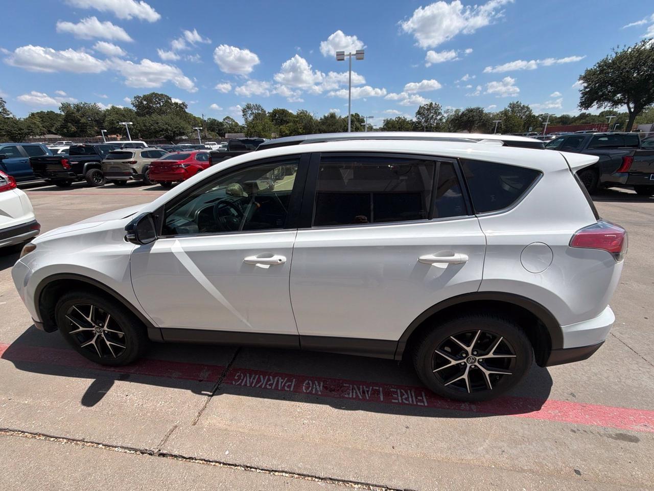 2017 Toyota RAV4 SE Hurst TX