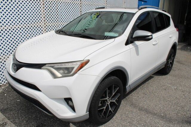 2017 Toyota RAV4 SE