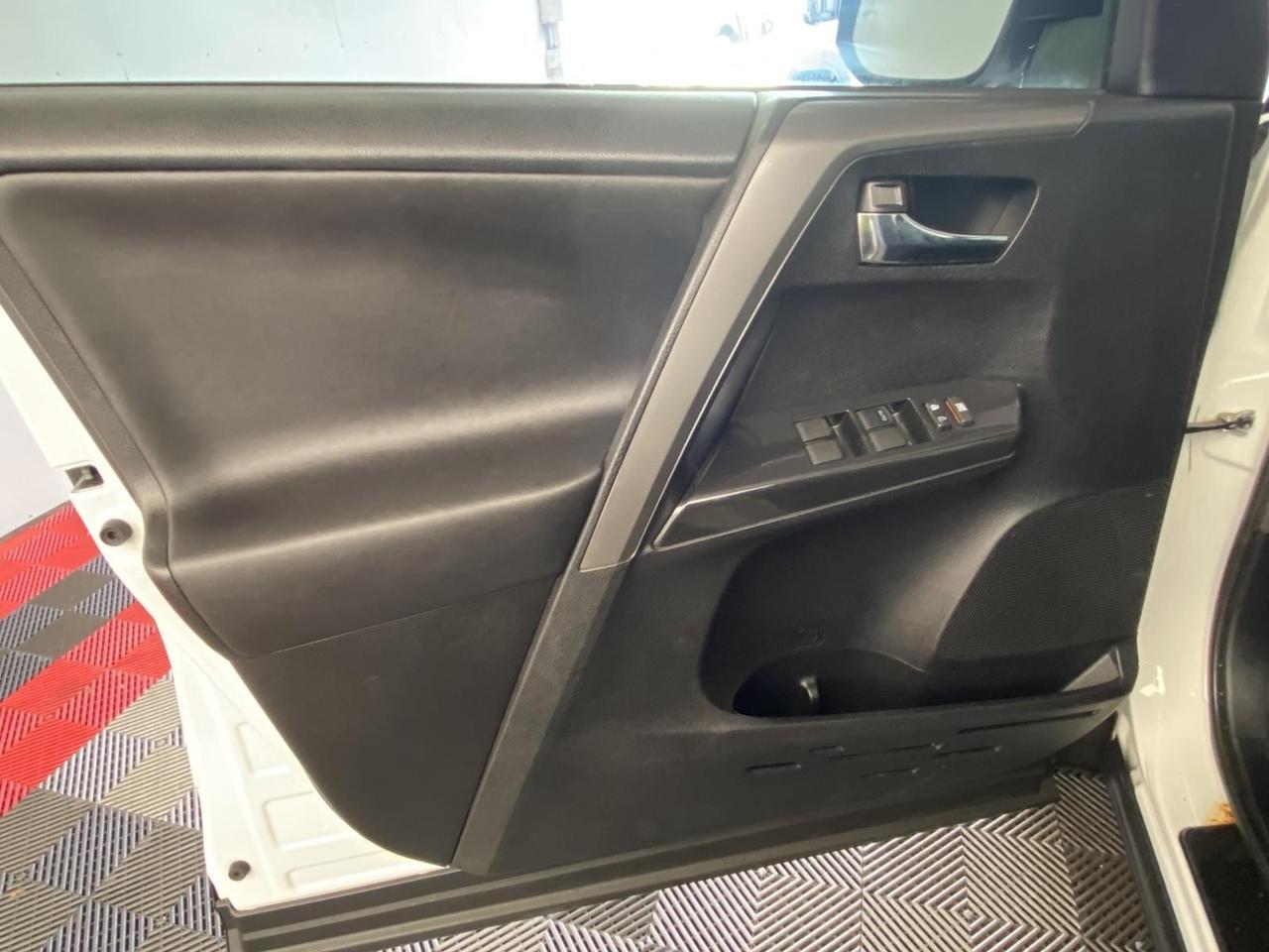 2017 Toyota RAV4 SE Richmond Hill NY
