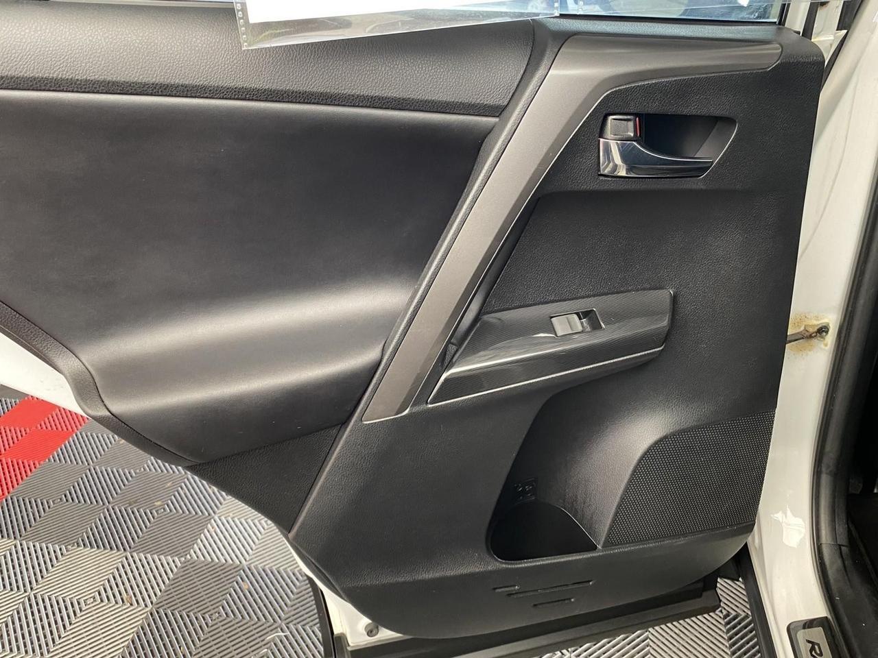 2017 Toyota RAV4 SE Richmond Hill NY