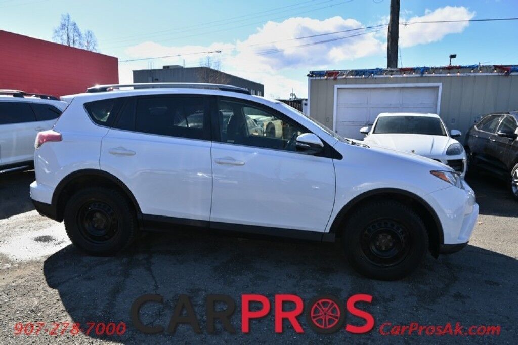 2017 Toyota RAV4 XLE - All Wheel Drive - Bluetooth - Backup Camera - Power Sunroof - Power Liftgate - Lane Departure Alert - USB & AUX Input - Tow Pkg - 1 Owner - 25MPG Anchorage AK