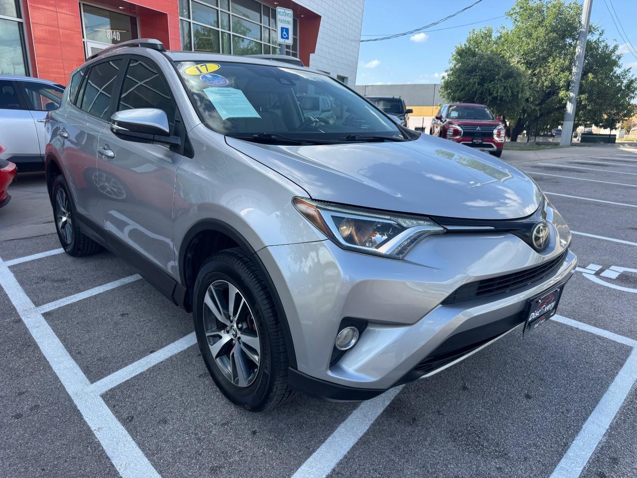 2017 Toyota RAV4 XLE