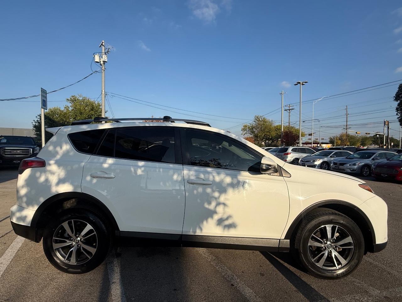 2017 Toyota RAV4 XLE Austin TX