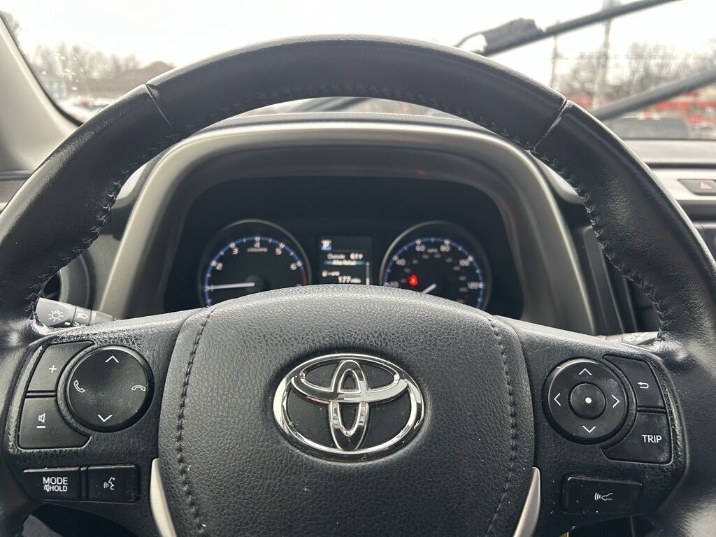 2017 Toyota RAV4 XLE Crestwood KY