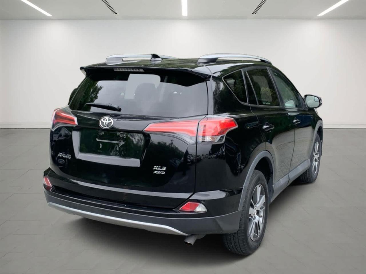 2017 Toyota RAV4 XLE Dartmouth MA