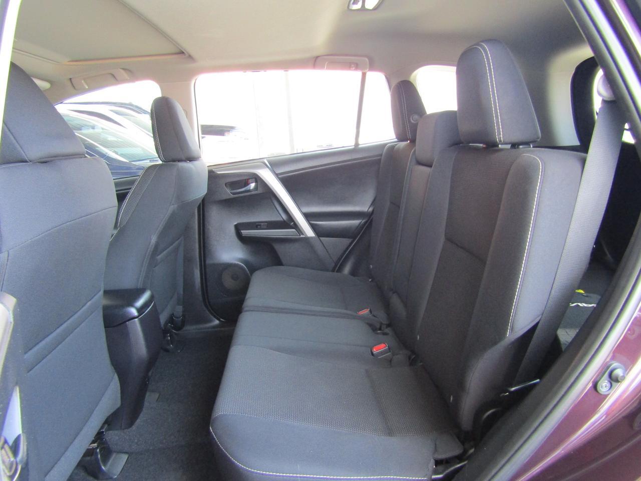 2017 Toyota RAV4 XLE FWD (Natl) Grand Prairie TX