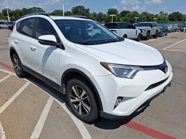 2017 Toyota RAV4 XLE Hurst TX