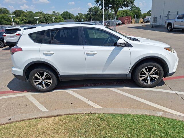 2017 Toyota RAV4 XLE Hurst TX