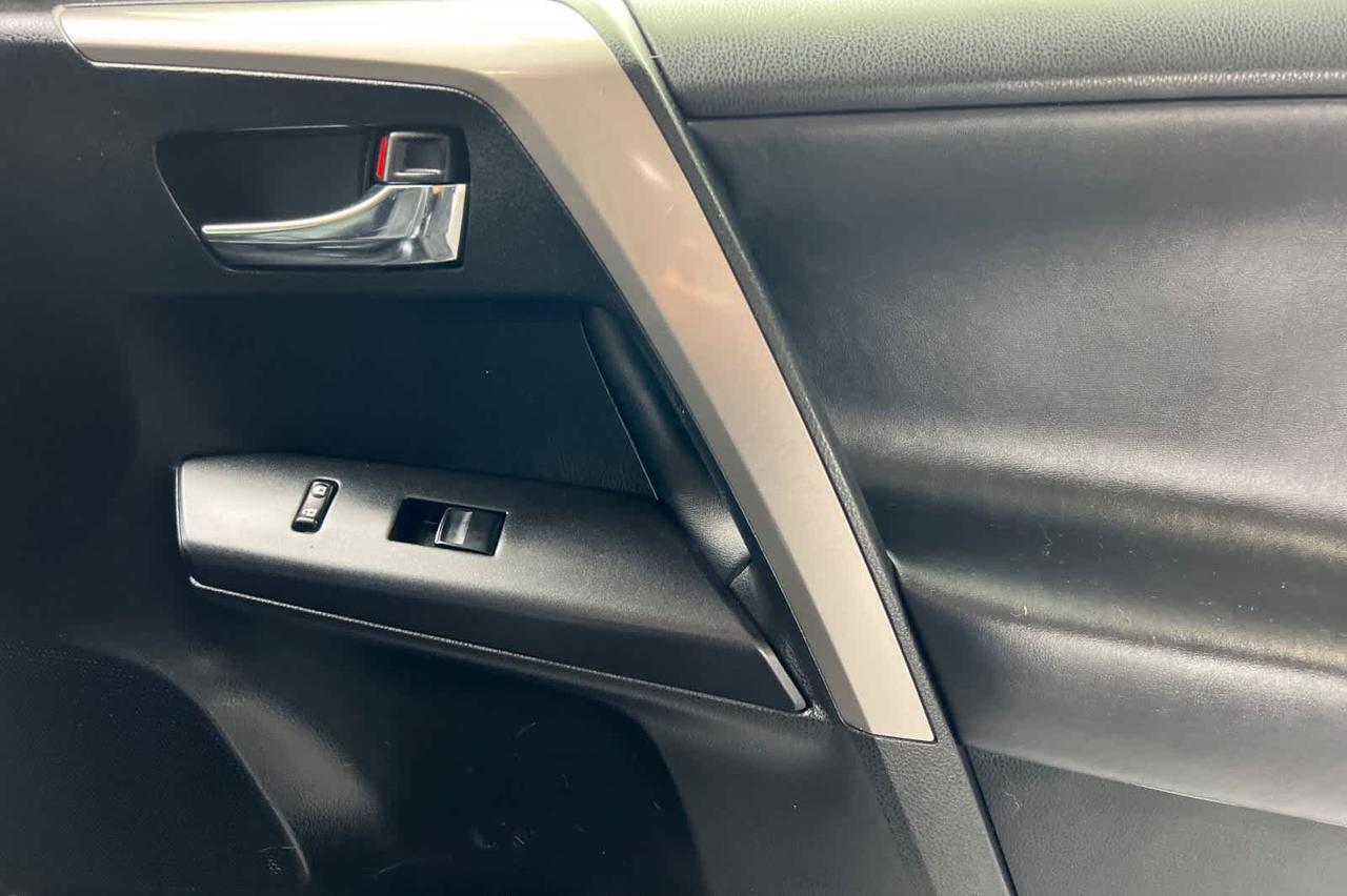 2017 Toyota RAV4 XLE Roseville CA