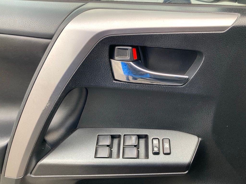 2017 Toyota RAV4 XLE San Antonio TX