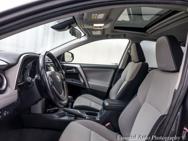 2017 Toyota RAV4 XLE Willowbrook IL