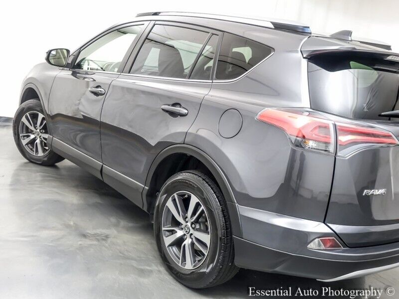 2017 Toyota RAV4 XLE Willowbrook IL