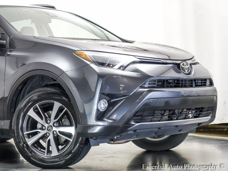 2017 Toyota RAV4 XLE Willowbrook IL