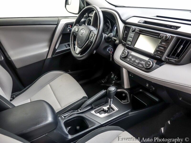 2017 Toyota RAV4 XLE Willowbrook IL