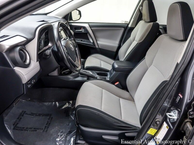 2017 Toyota RAV4 XLE Willowbrook IL