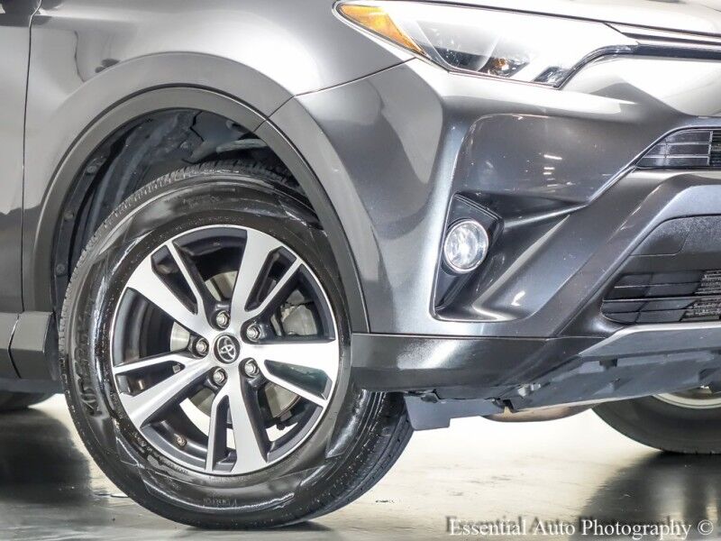 2017 Toyota RAV4 XLE Willowbrook IL