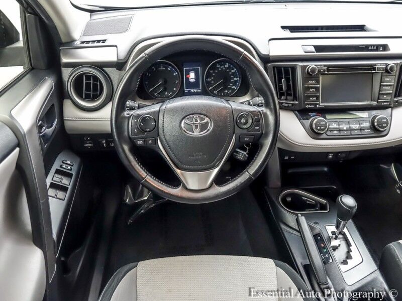 2017 Toyota RAV4 XLE Willowbrook IL