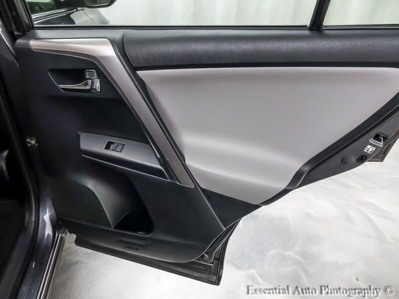 2017 Toyota RAV4 XLE Willowbrook IL