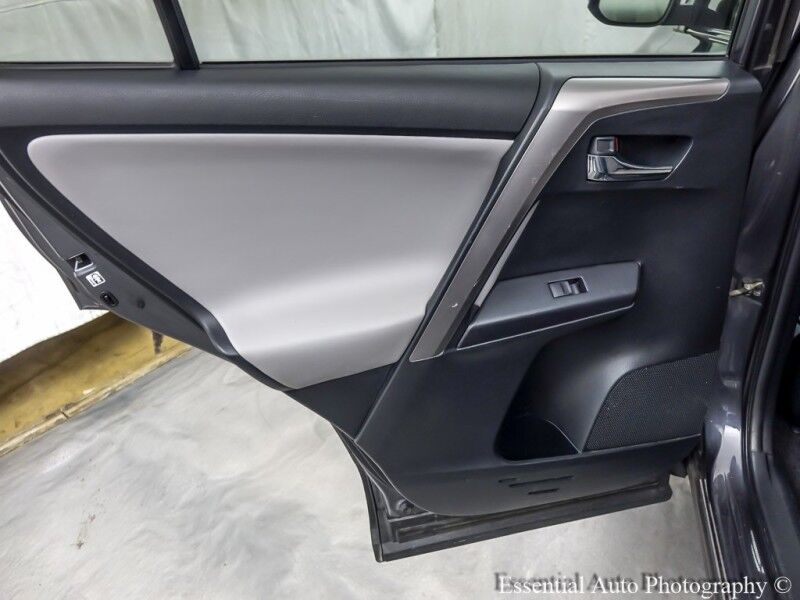 2017 Toyota RAV4 XLE Willowbrook IL