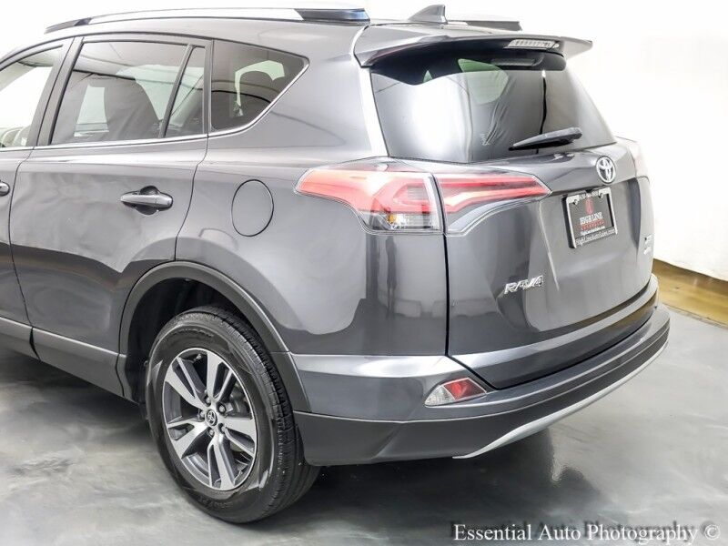 2017 Toyota RAV4 XLE Willowbrook IL