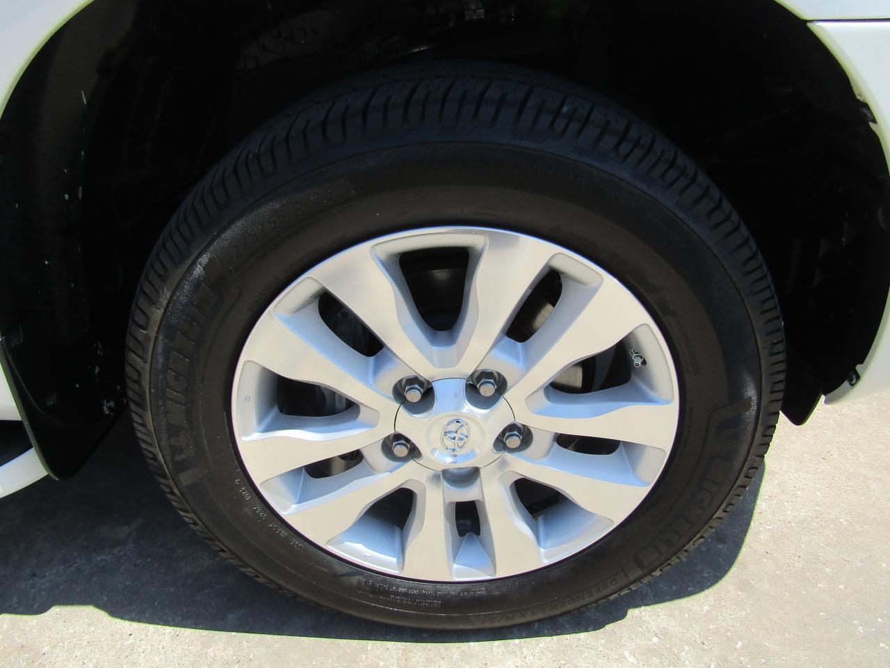 2017 Toyota Sequoia Platinum RWD (Natl) Grand Prairie TX