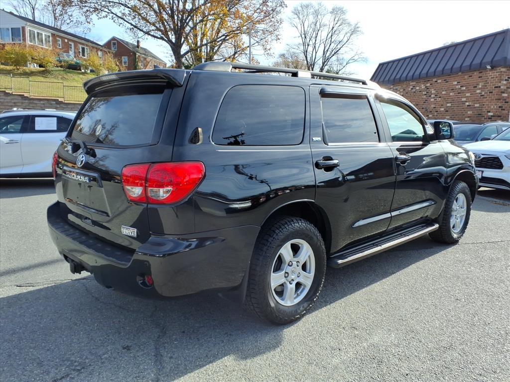 2017 Toyota Sequoia SR5
