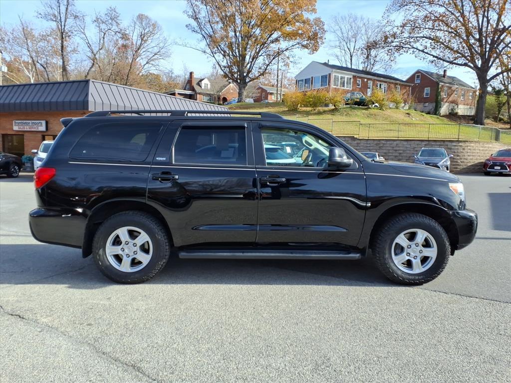 2017 Toyota Sequoia SR5