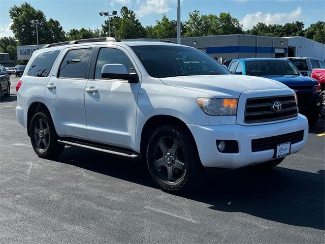 2017 Toyota Sequoia SR5 Washington MO
