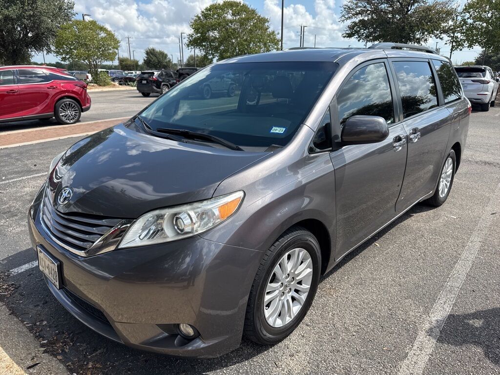 2017 Toyota Sienna San Antonio TX