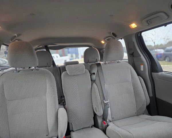 2017 Toyota Sienna LE 7 Passenger | LE 8 Passenger Austin TX