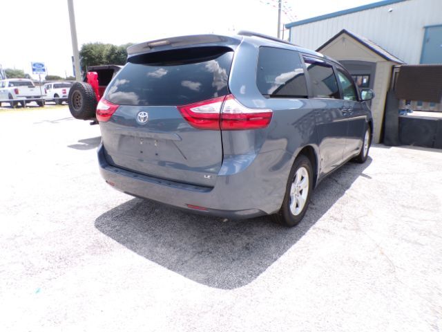 2017 Toyota Sienna LE 8 Passenger San Antonio TX