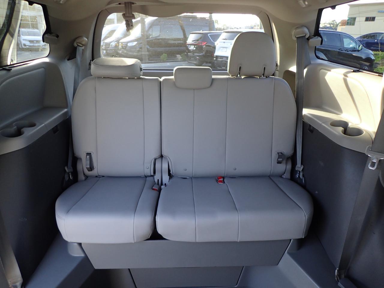 2017 Toyota Sienna LE Anaheim CA