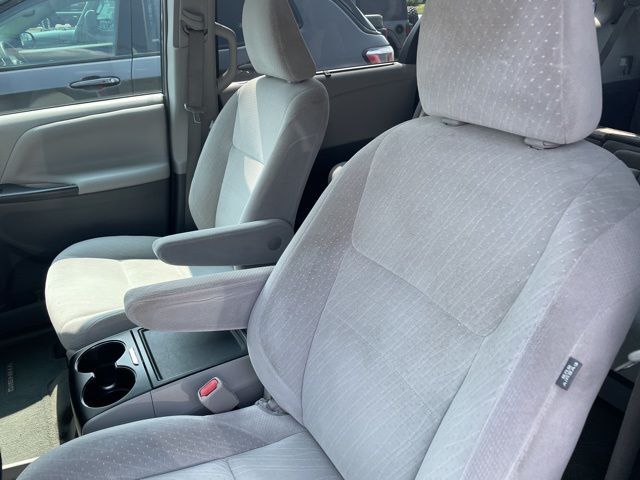 2017 Toyota Sienna LE North Attleboro MA
