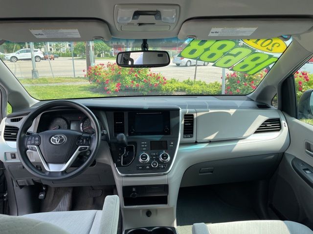 2017 Toyota Sienna LE North Attleboro MA