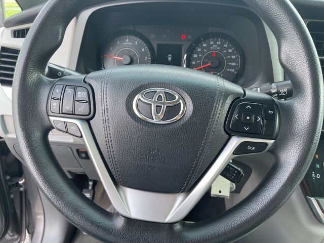 2017 Toyota Sienna LE North Attleboro MA