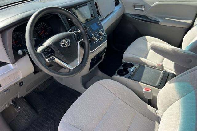 2017 Toyota Sienna LE Roseville CA