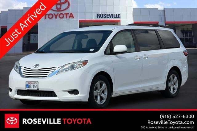 2017 Toyota Sienna LE Roseville CA